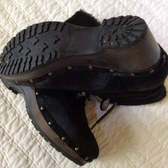 Opening Ceremony
Joelle Studded Lace-Up Leather Bootie 38/8 - Picture 9 of 13